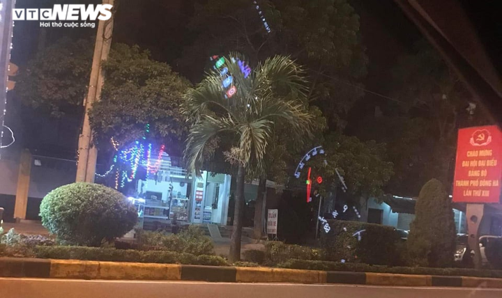 Ảnh: TP Đông Hà ra sao trong ngày đầu thực hiện giãn cách xã hội? - 6