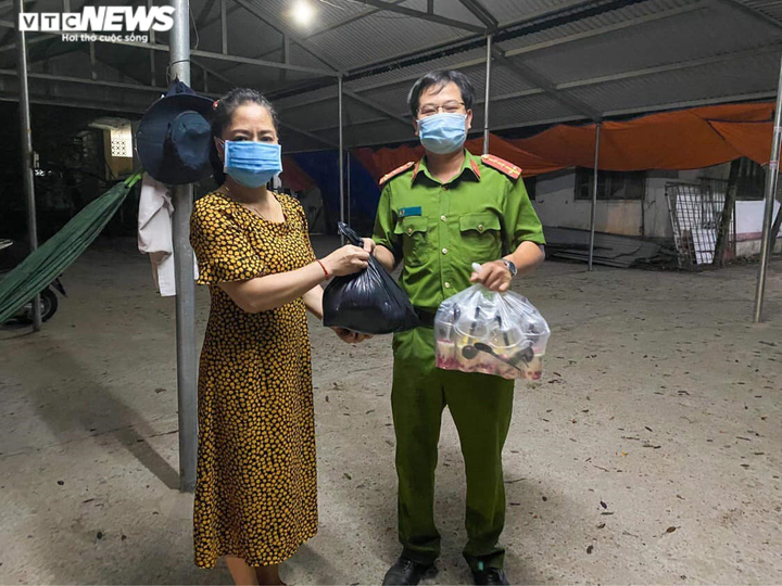 Ảnh: TP Đông Hà ra sao trong ngày đầu thực hiện giãn cách xã hội? - 9