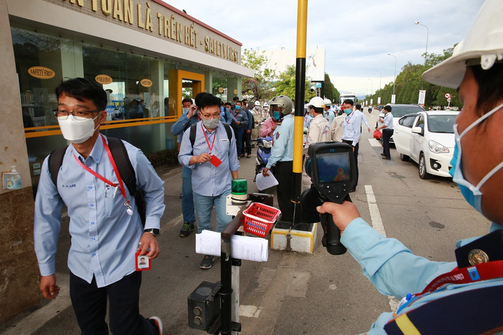 Doanh nghiệp Dầu khí nâng cấp các giải pháp ứng phó dịch bệnh COVID-19 - 3