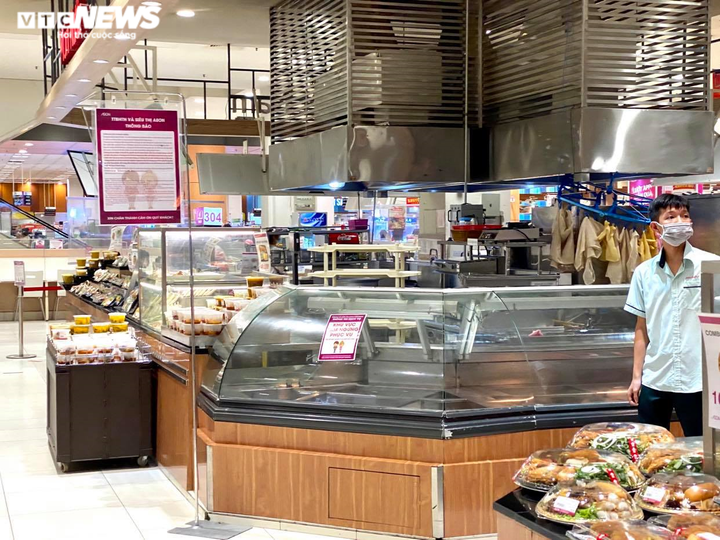 Aeon Mall Tân Phú TP.HCM đóng quầy ẩm thực sau sự cố chuột bò lên thức ăn - 4