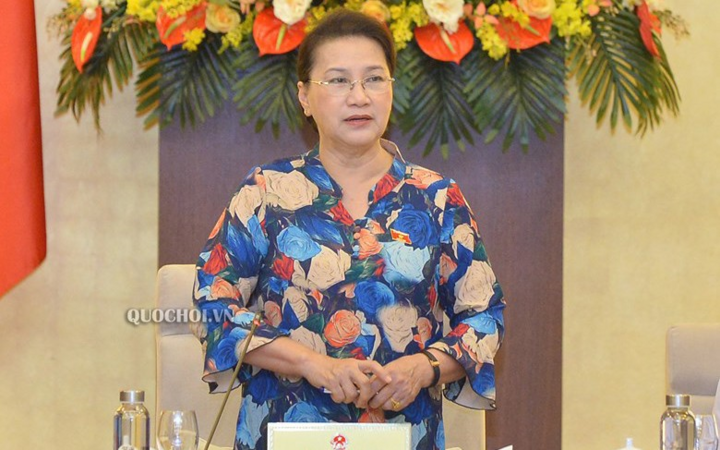 Chủ tịch Quốc hội: Bỏ sổ hộ khẩu, giảm bớt thủ tục cho dân nhờ - 2