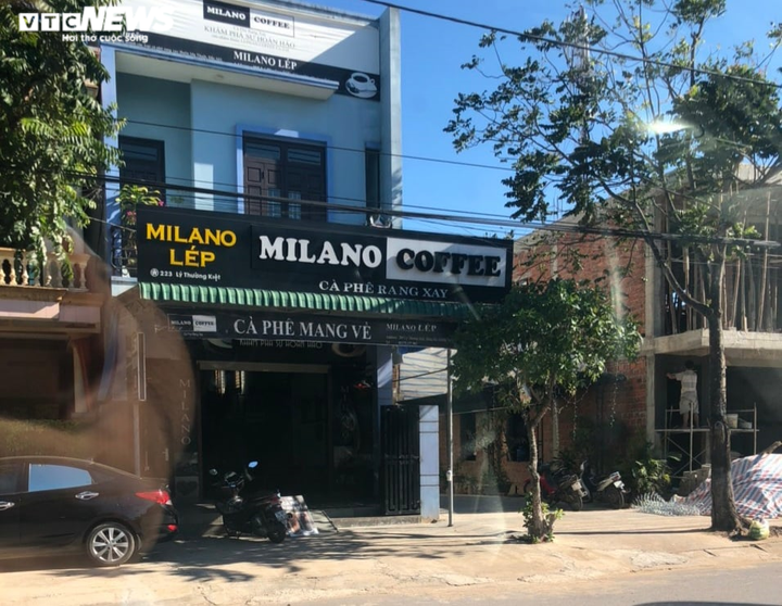 Đường phố TP Đông Hà vắng vẻ, hàng quán đóng cửa trước giờ giãn cách xã hội - 6