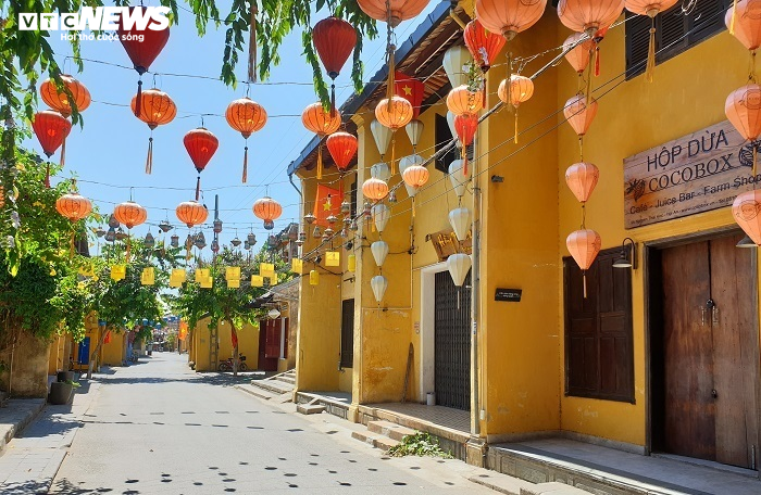 Tung tin giả về dịch COVID-19, nam thanh niên bị phạt 7,5 triệu đồng - 1