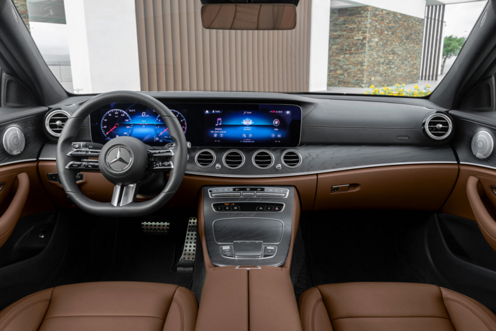 19 lỗ hổng bảo mật trên Mercedes-Benz E-Class - 2