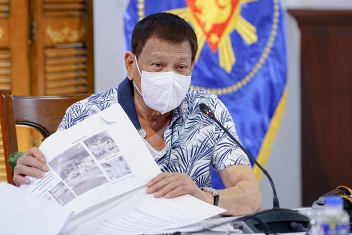 Tổng thống Duterte tình nguyện thử vaccine COVID-19 của Nga - 1