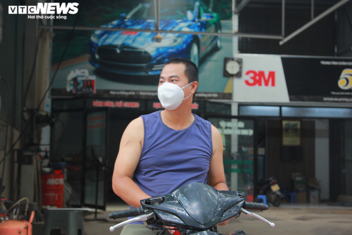 Hà Nội phong tỏa quán bia Lộc Vừng, tìm người liên quan ca nghi mắc COVID-19 - 4