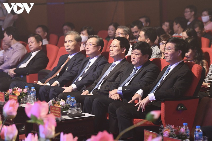 Trao tặng thưởng 15 tác phẩm lý luận, phê bình Văn học Nghệ thuật - 3