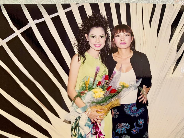 Thanh Thảo khoe ảnh thời trẻ cực đáng yêu chụp cùng hàng loạt sao Việt - 9