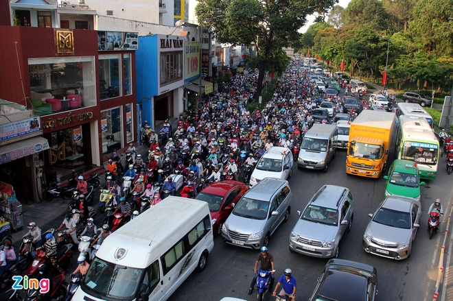 TP.HCM sẽ chấm điểm để chọn dự án ưu tiên đầu tư - 1