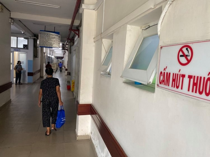 Nạn nhân vụ ô tô Camry tông hàng loạt xe máy ở TP.HCM giờ ra sao? - 1