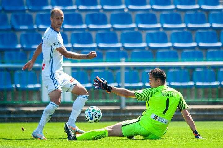 Filip Nguyễn là thách thức lớn với Đặng Văn Lâm - 2