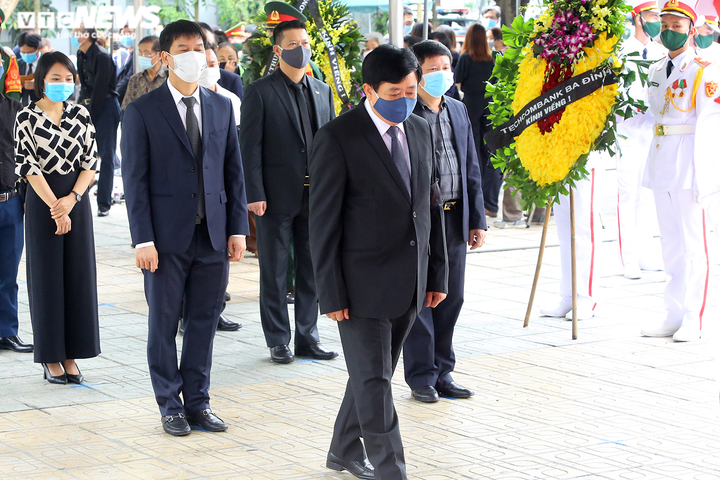 Lãnh đạo Đài Tiếng nói Việt Nam viếng nguyên Tổng Bí thư Lê Khả Phiêu - 3