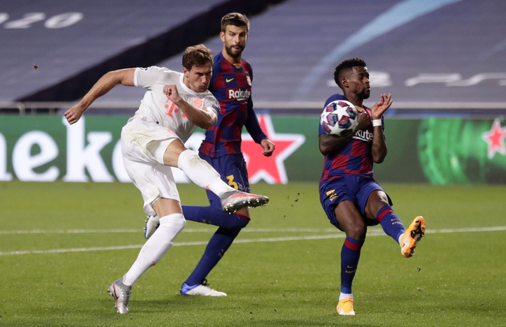 Barca vứt bỏ kiêu hãnh đội bóng lớn, trở thành trò hề trước Bayern thế nào? - 3