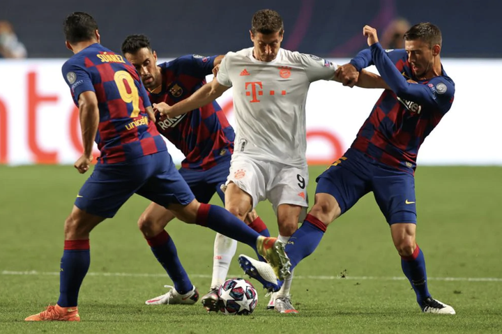 Messi thất thần, bất lực trong thất bại muối mặt của Barca - 3