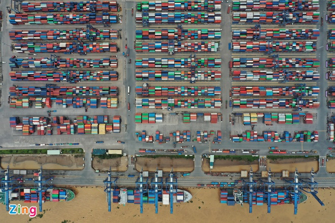 Việt Nam tăng nhập khẩu máy vi tính, điện thoại - 1