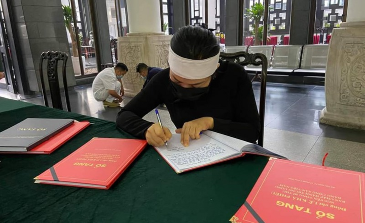 Cháu nguyên TBT Lê Khả Phiêu: 'Nếu có kiếp sau, con vẫn mong làm cháu của ông!' - 2