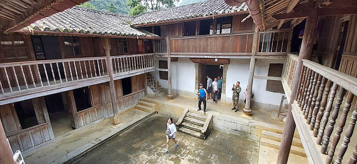 'Dinh thự họ Vương kêu cứu': Tiền đi đâu? Trách nhiệm ở đâu? - 5