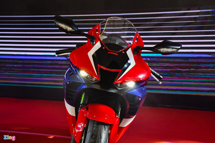 Chi tiết Honda CBR1000RR-R 2020 giá từ 949 triệu tại Việt Nam - 3