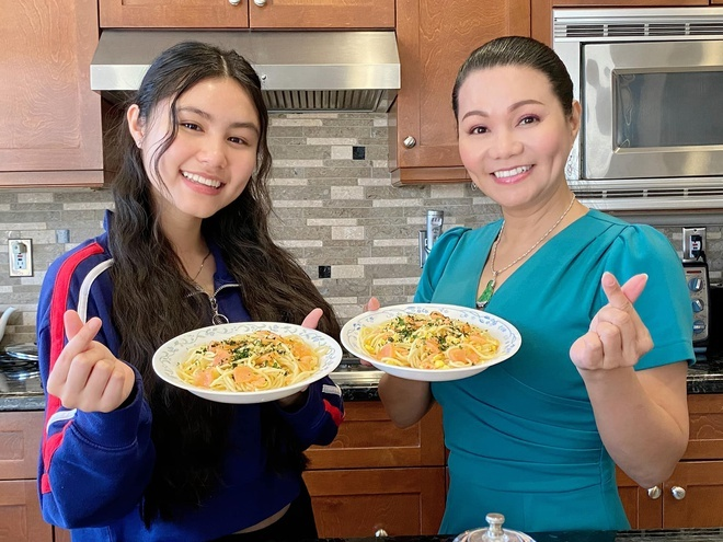 Con gái 16 tuổi xinh đẹp của nghệ sĩ cải lương Ngọc Huyền - 14