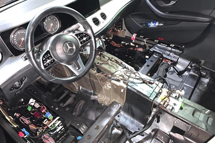 Ham rẻ mua phải xe ngập nước, nhiều người ôm nợ vào thân - 2