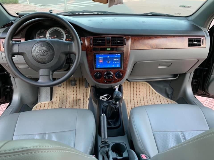 Xe 'cỏ' 12 năm biển VIP siêu đắt đỏ - 3