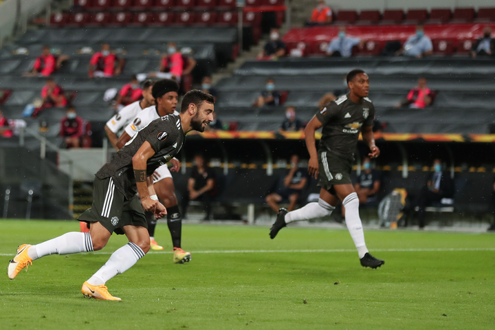 Bán kết Europa League: Phung phí cơ hội, Man United bị Sevilla loại đau đớn - 1