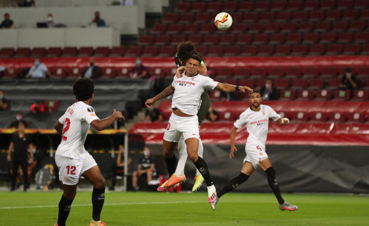 Trực tiếp Manchester United 1-2 Sevilla: MU bị loại cay đắng - 9