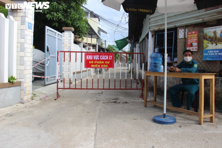 Lập 3 chốt phong tỏa khu vực bệnh nhân 964 sinh sống - 1
