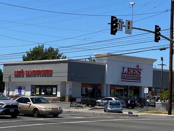 Thu hồi hơn 250.000 kg thịt của Lee’s Sandwiches - 1