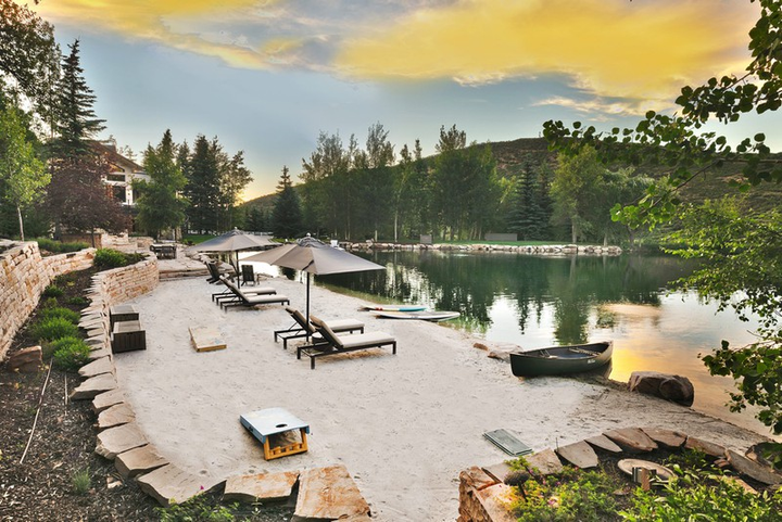 Đẹp ngất ngây loạt biệt thự ven hồ siêu đắt đỏ - 6