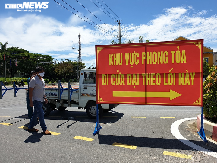 3 ca mới mắc COVID-19 ở Quảng Nam: Nhiều lần đến bệnh viện, phụ bán rau ở chợ - 1