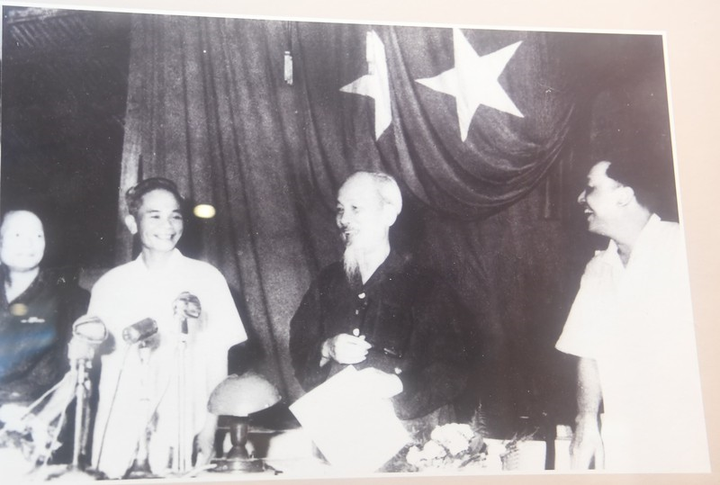 Những hình ảnh quý của Chủ tịch Hồ Chí Minh với Công an Nhân dân - 13