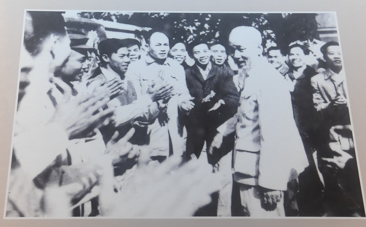 Những hình ảnh quý của Chủ tịch Hồ Chí Minh với Công an Nhân dân - 14