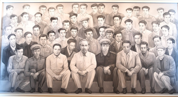 Những hình ảnh quý của Chủ tịch Hồ Chí Minh với Công an Nhân dân - 5