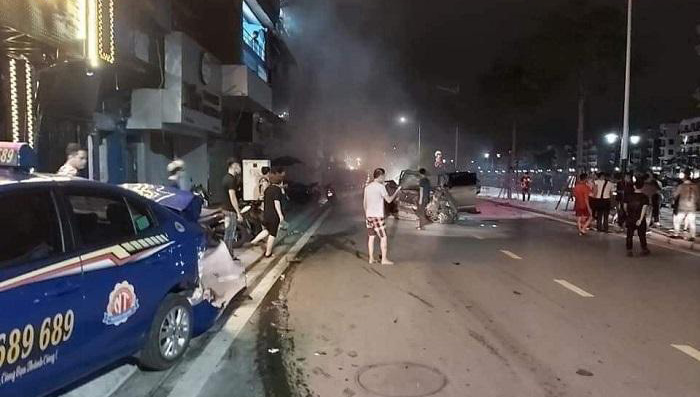 Hiện trường 'xe điên' tông liên hoàn khiến nữ công an phường thiệt mạng - 6