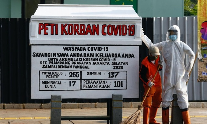 COVID-19: Anh xét nghiệm trên diện rộng, Cuba thử nghiệm lâm sàng vaccine - 2