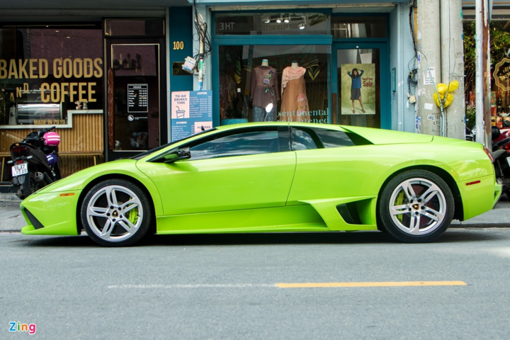 Lamborghini Murcielago màu xanh cốm tái xuất tại TP.HCM - 6