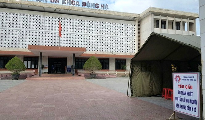 Phó Chủ tịch phường rủ vợ tổ chức sinh nhật trong khu cách ly bị xử lý thế nào? - 1