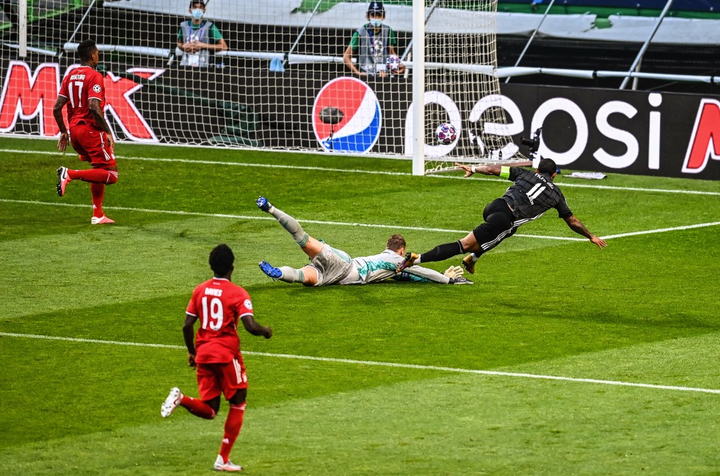 Hủy diệt Lyon, Bayern gặp PSG ở chung kết Champions League - 1