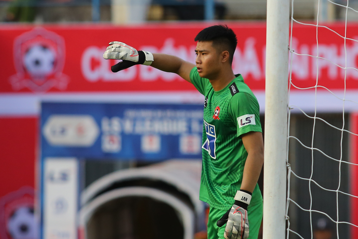 Thủ môn Văn Toản: U22 Việt Nam cả ngày chỉ ăn với tập, không ra ngoài - 1