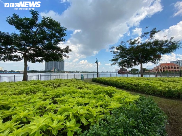 Ảnh: Cận cảnh Cột cờ Thủ Ngữ 155 tuổi ở TP.HCM sắp được trùng tu - 8