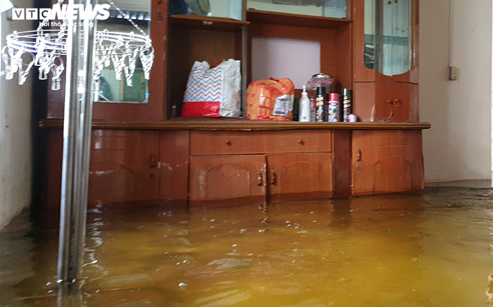 Thảm cảnh những hộ dân Hải Phòng sống trong dự án 'treo' cứ mưa là ngập - 5