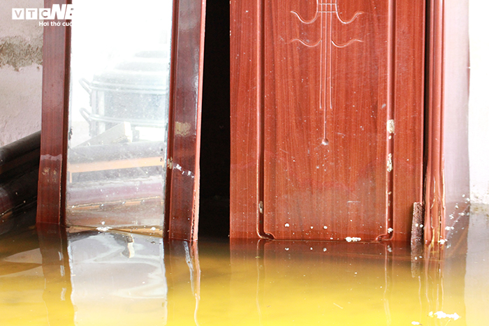 Thảm cảnh những hộ dân Hải Phòng sống trong dự án 'treo' cứ mưa là ngập - 8