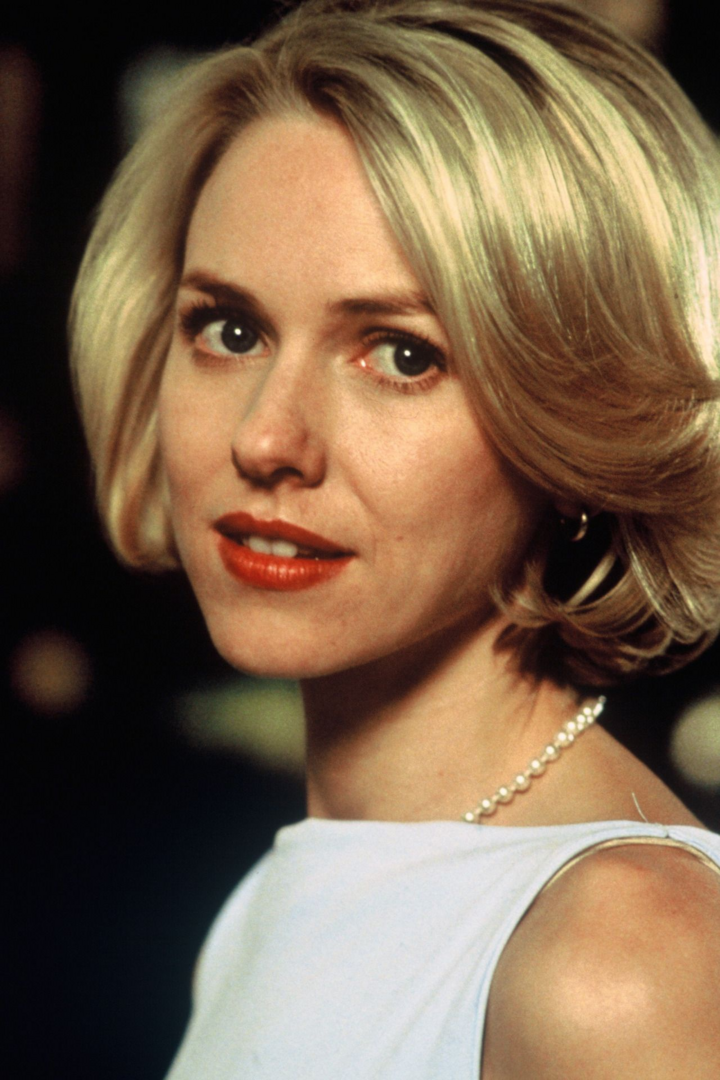 Naomi Watts 52 tuổi vẫn đẹp quyến rũ - 1