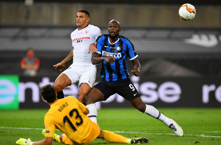 Trực tiếp Sevilla 3-2 Inter Milan: Lukaku phản lưới nhà - 2