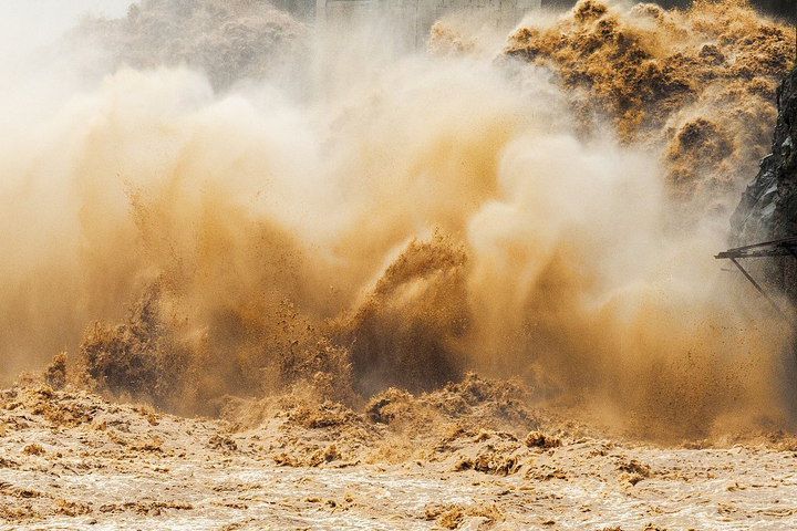 Trung Quốc: Lũ kỷ lục 24 năm ở Hà Nam, hồ Tam Môn Hiệp xả hết công suất - 1