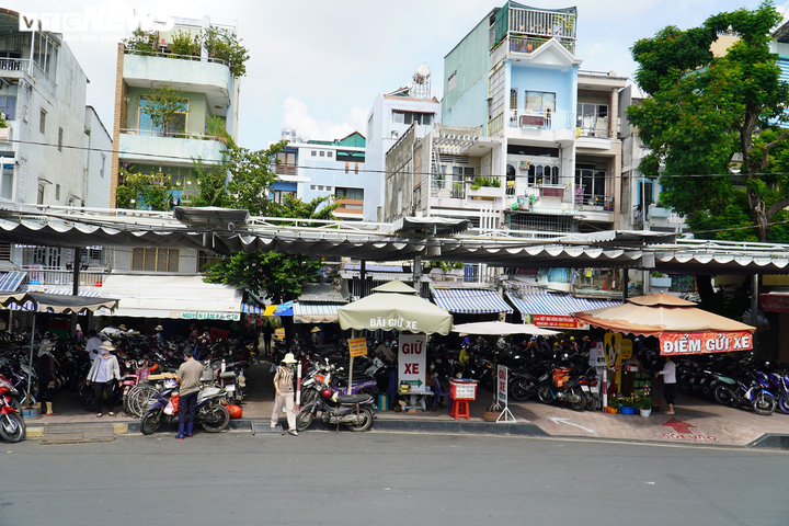 Ảnh: Cận cảnh phố đi bộ thứ 3 sắp khai trương ở TP.HCM - 4