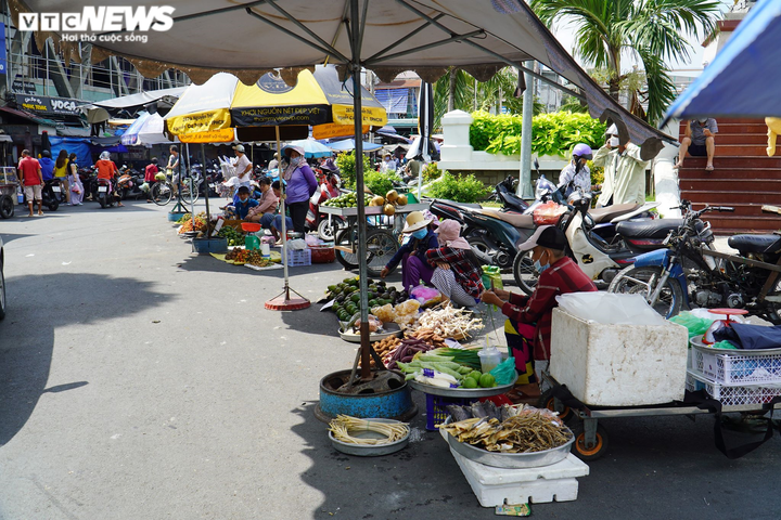 Ảnh: Cận cảnh phố đi bộ thứ 3 sắp khai trương ở TP.HCM - 8