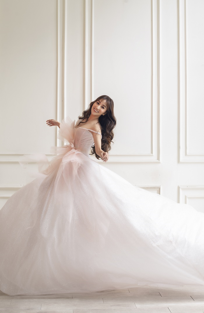 Phan Hiển: ‘Đôi lúc tôi tự ti về ngoại hình khi đi cùng vợ’ - 2