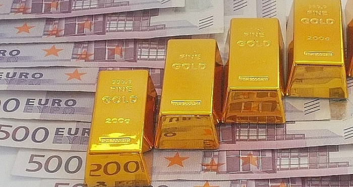 Giá vàng hôm nay 24/8 giảm nhẹ, chuyên gia nhận định gì về diễn biến tuần này? - 1